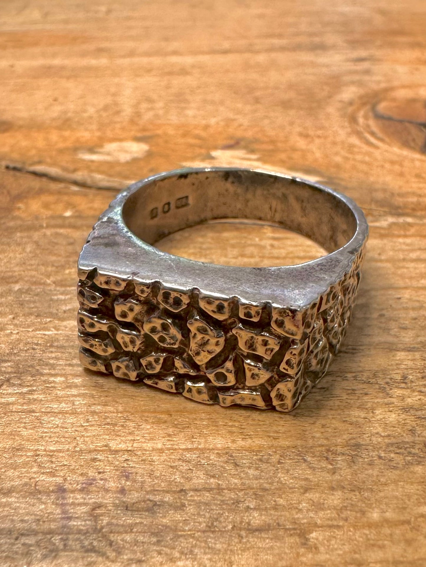 Vintage 1972 Textured Rectangle 925 Silver Size T Ring