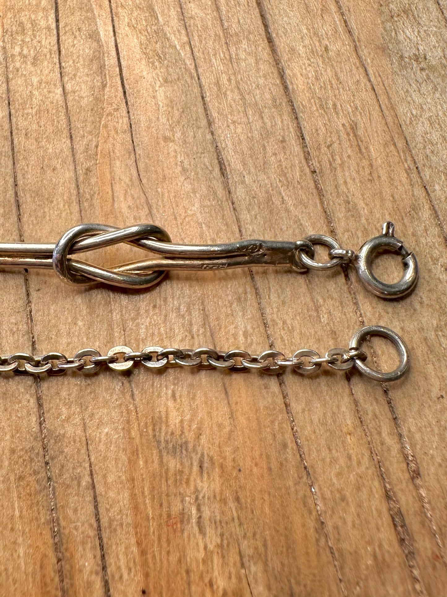 Abstract Reef Knot Moving 925 Sterling Silver 37.5 inch Necklace