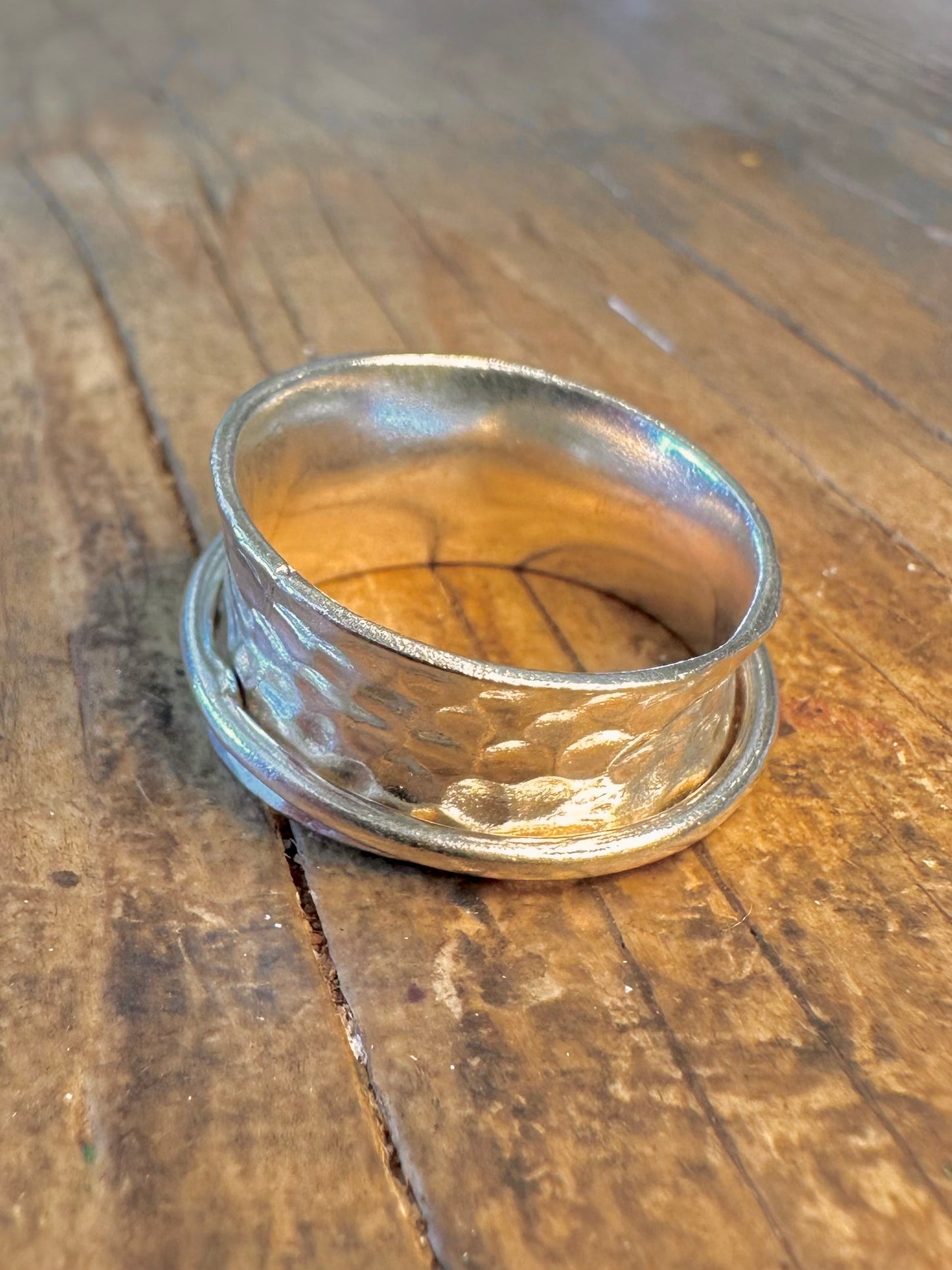 Hammered Curved Spinner Band 925 Sterling Silver Size V Ring