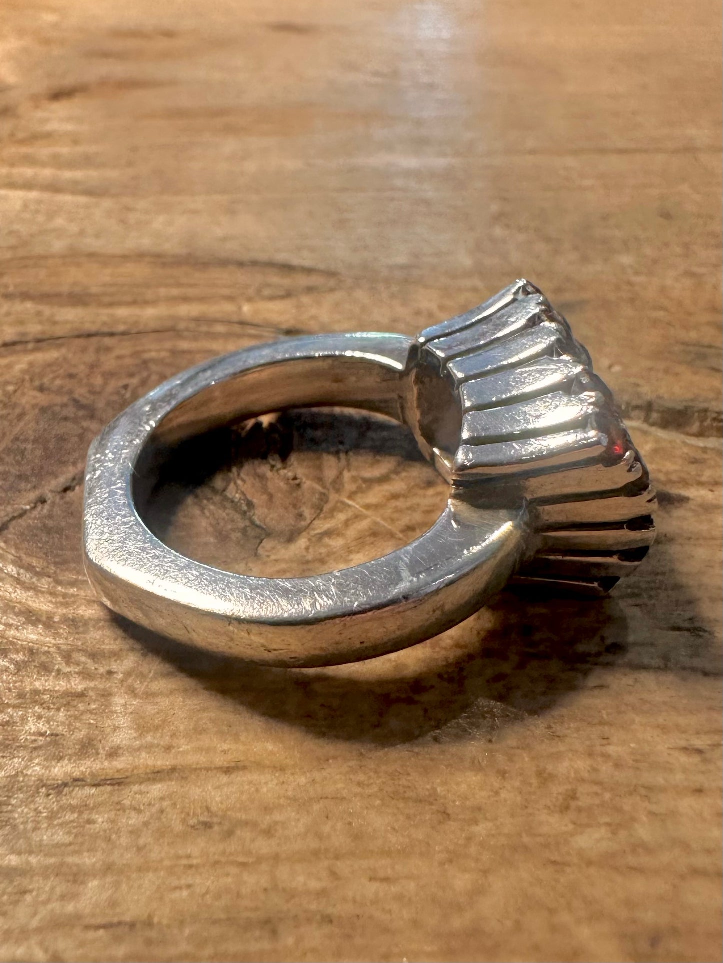 Abstract Chunky Garnet 925 Silver Size M Ring