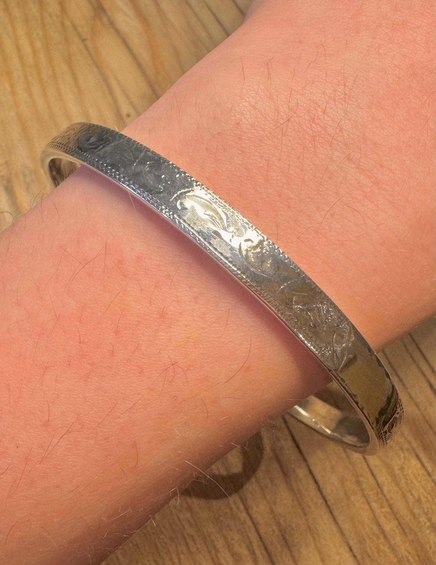Vintage Engraved Large 925 Sterling Silver Bangle