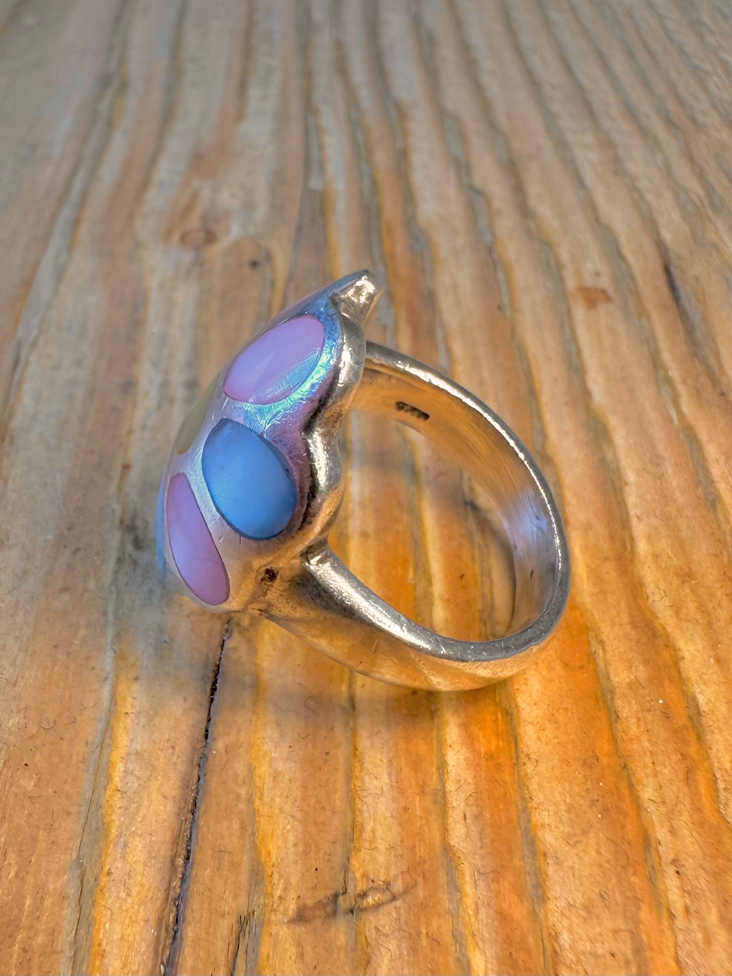 Abstract Multi Coloured Mother of Pearl 925 Sterling Silver Size P Ring