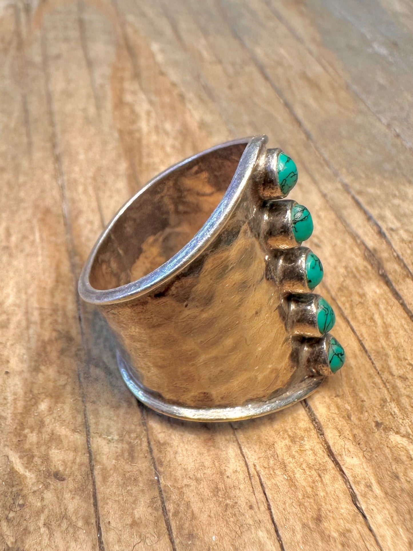 Gehämmerter Türkis langer Ring aus 925er Sterlingsilber, Größe L