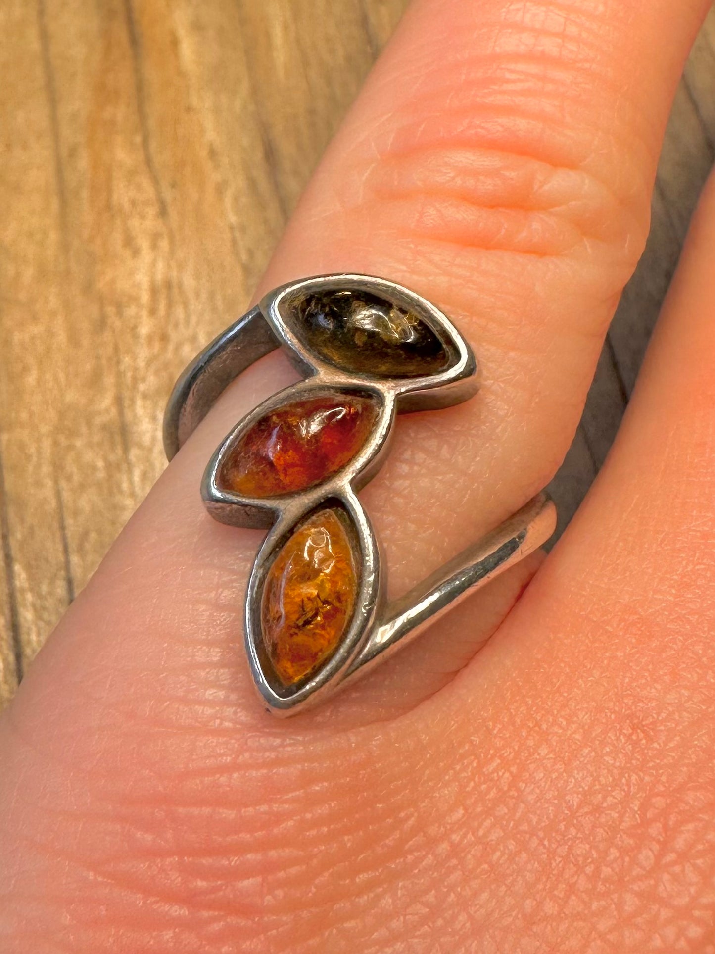 Abstract Amber 925 Sterling Silver Size N Ring