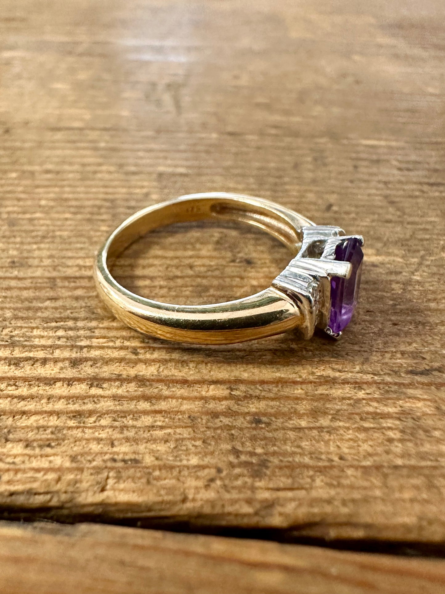 Vintage Amethyst and Diamond 9ct Gold 375 Size N Ring