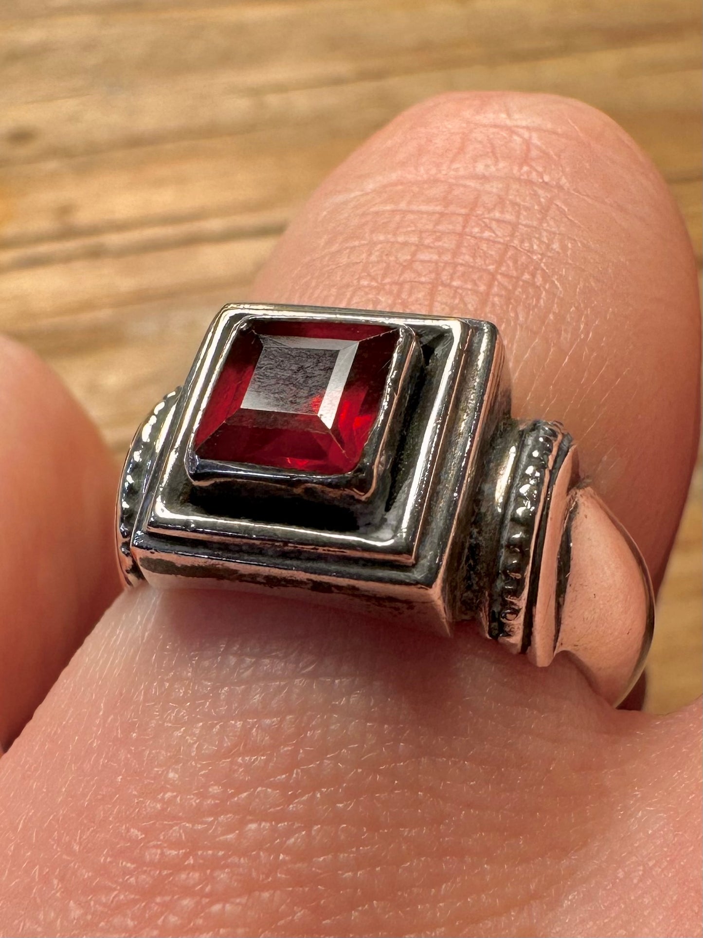 Vintage Garnet Square 925 Sterling Silver Size Q1/2 Ring
