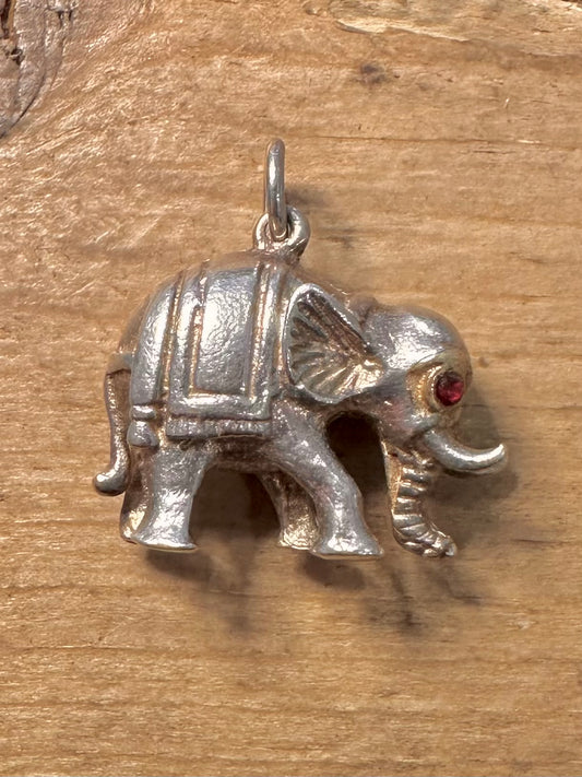 Vintage 1977 Solid Elephant Red Eye Stone 925 Silver Charm Pendant