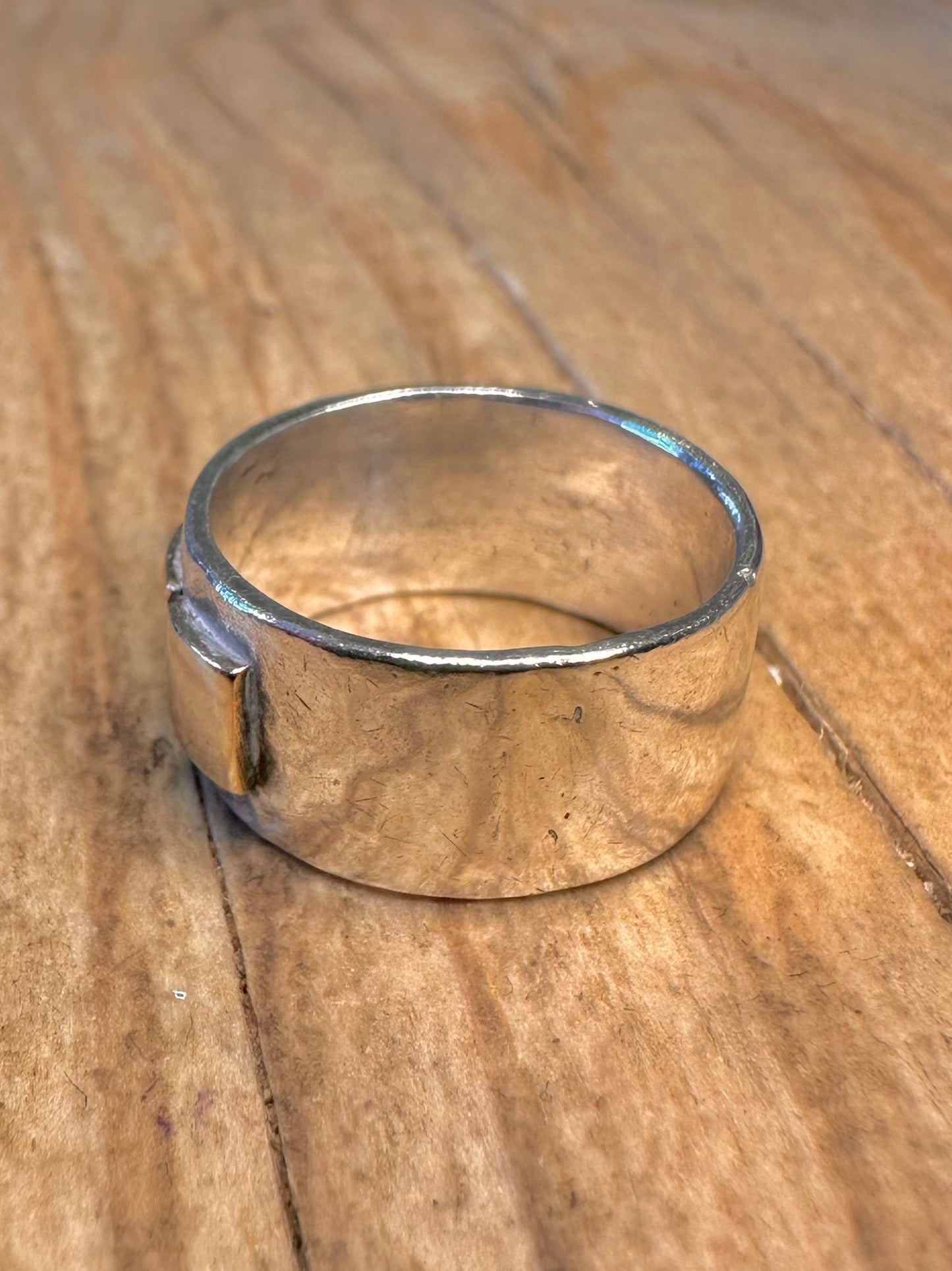 Abstract Hammered Love Gold on 925 Sterling Silver Size J1/2 Ring