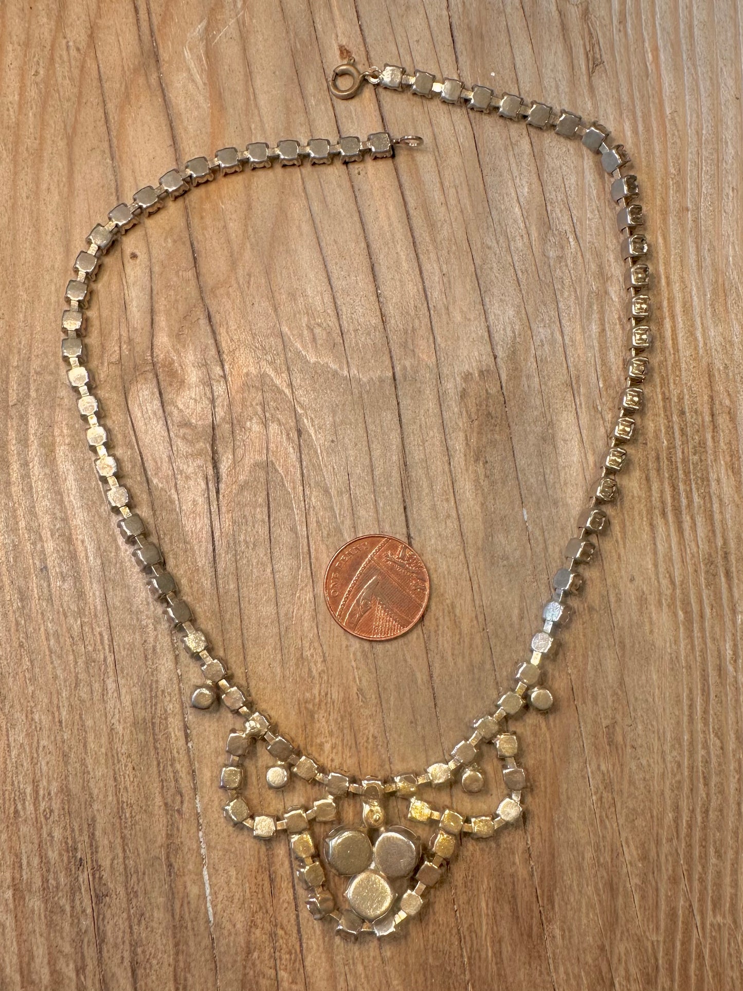 Vintage 1950’s Aurora Borealis Rhinestone Gold Tone 16 inch Costume Necklace