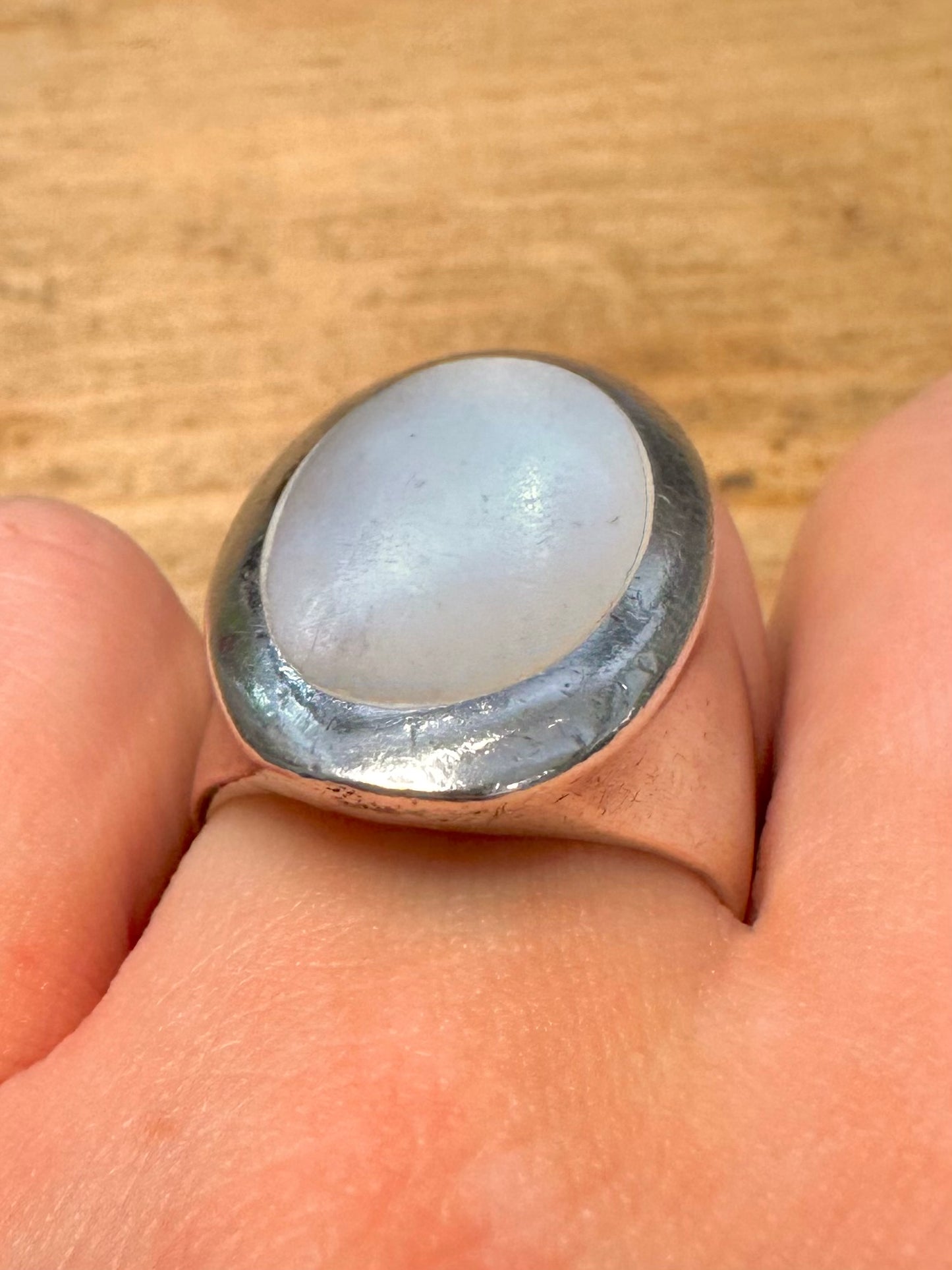 Modern Mother of Pearl 925 Silver Size R Ring