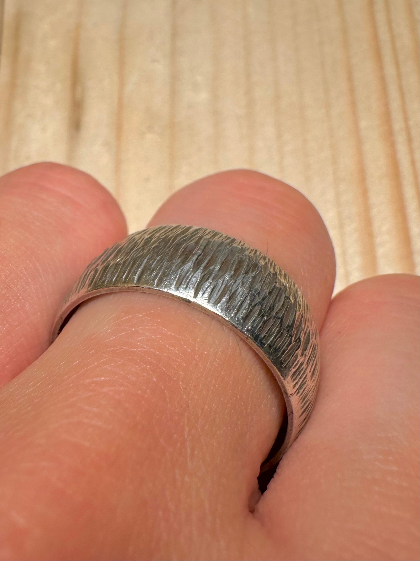 Chunky 1978 Bark Effect Band 925 Sterling Silver Size X Ring