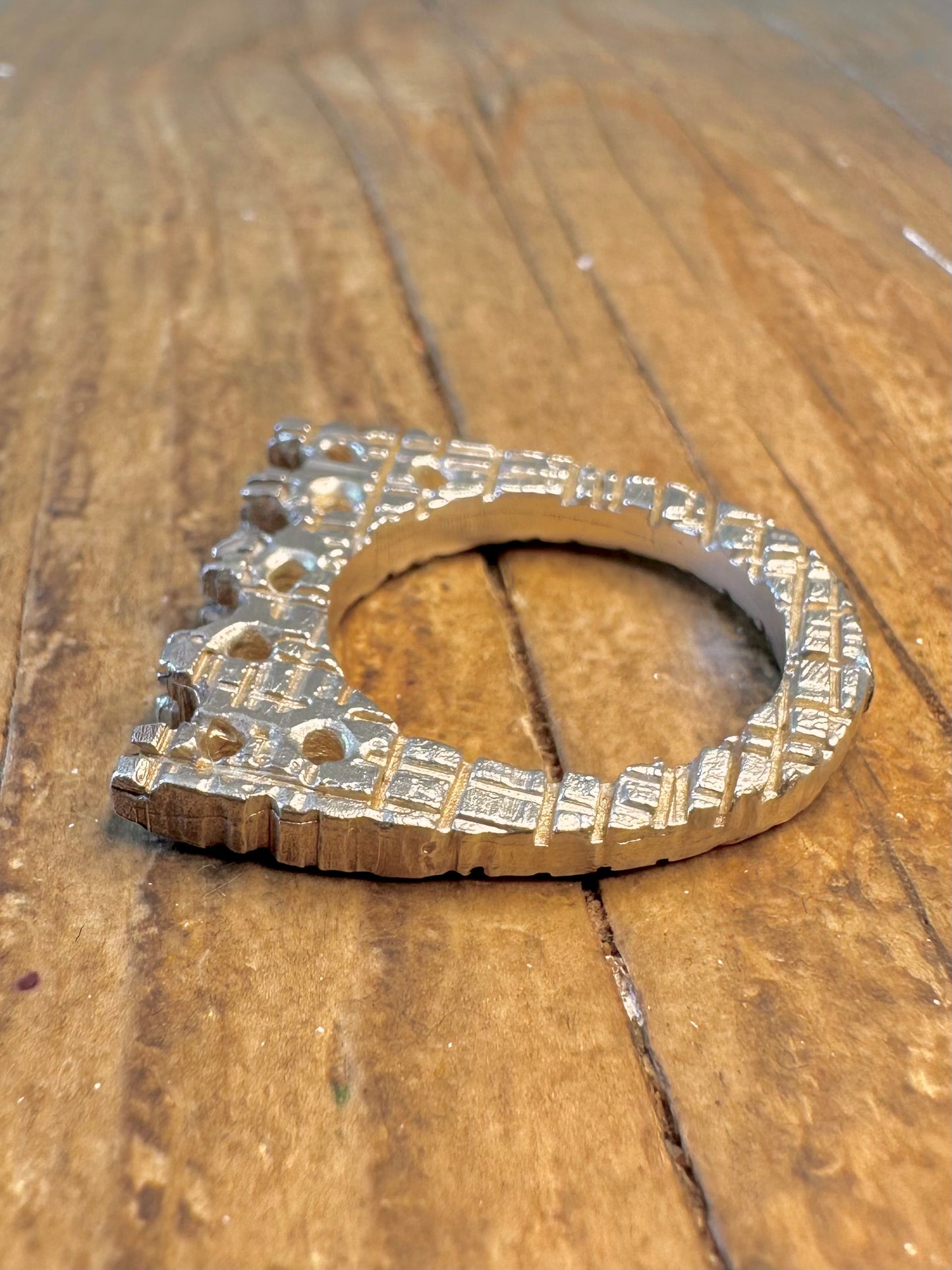 Abstract 2017 Shape Textured Edinburgh Maker EM 925 Sterling Silver Size O Ring