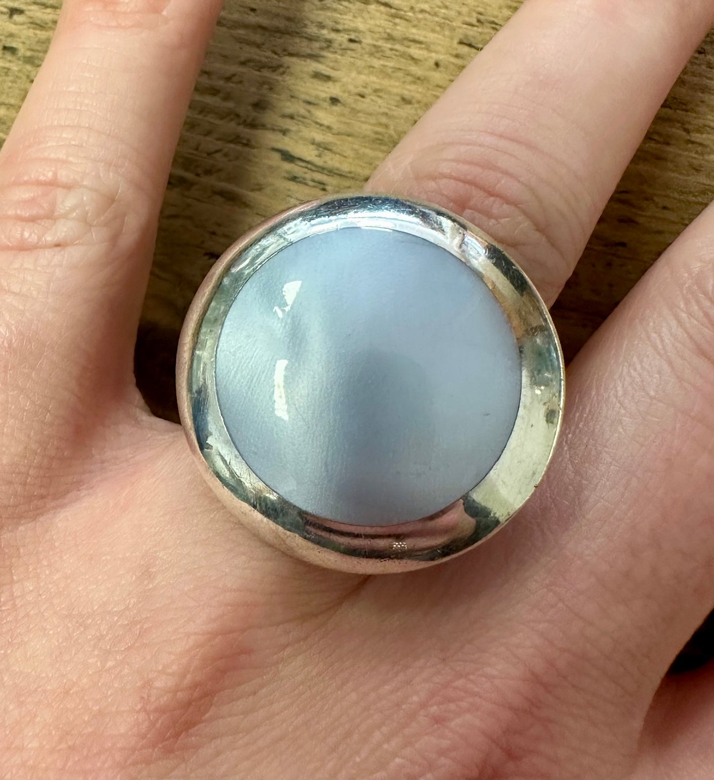 Modernist Circle Mother of Pearl 925 Silver Size R Ring