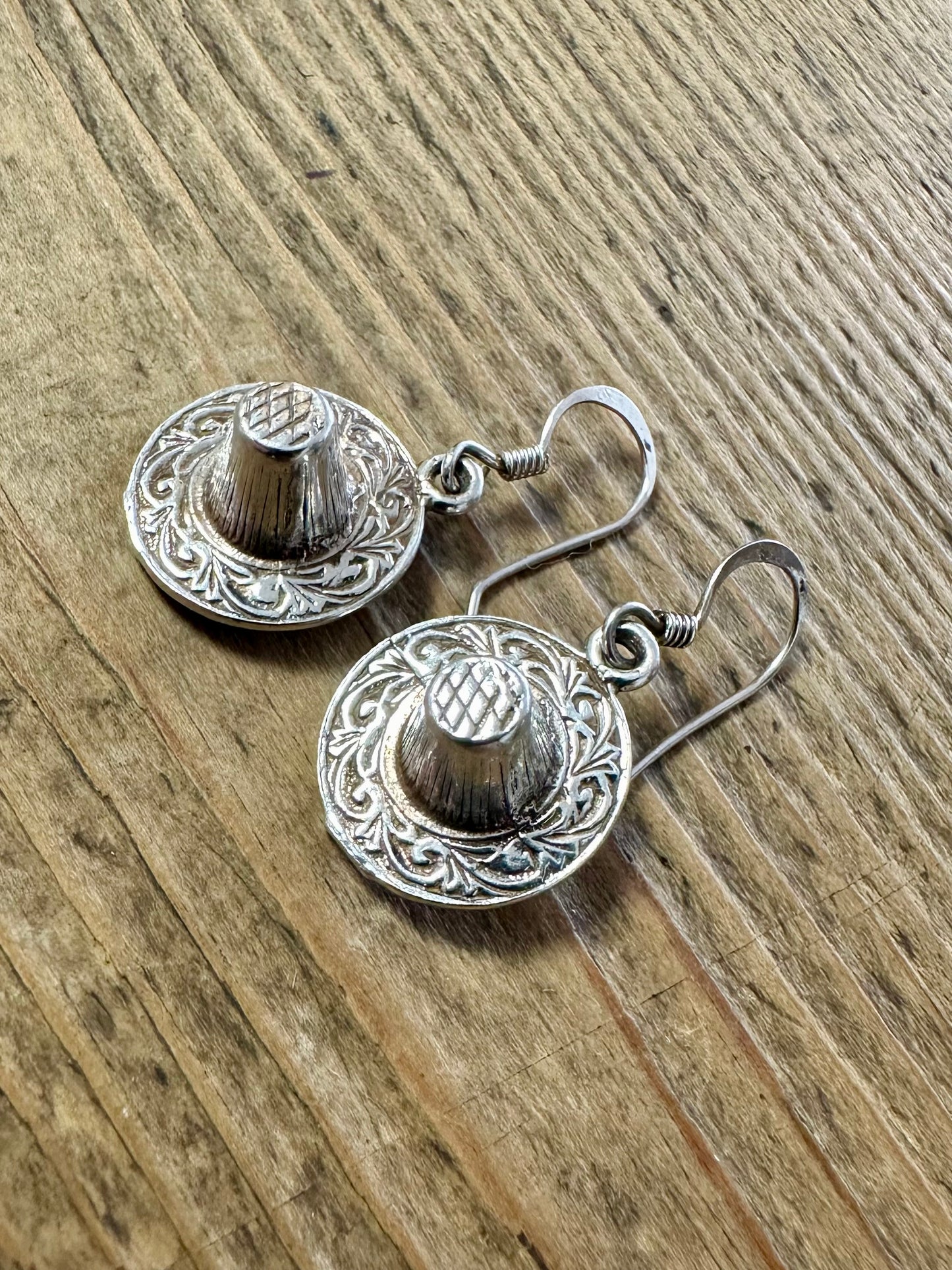 Vintage Patterned Hat 925 Silver Earrings