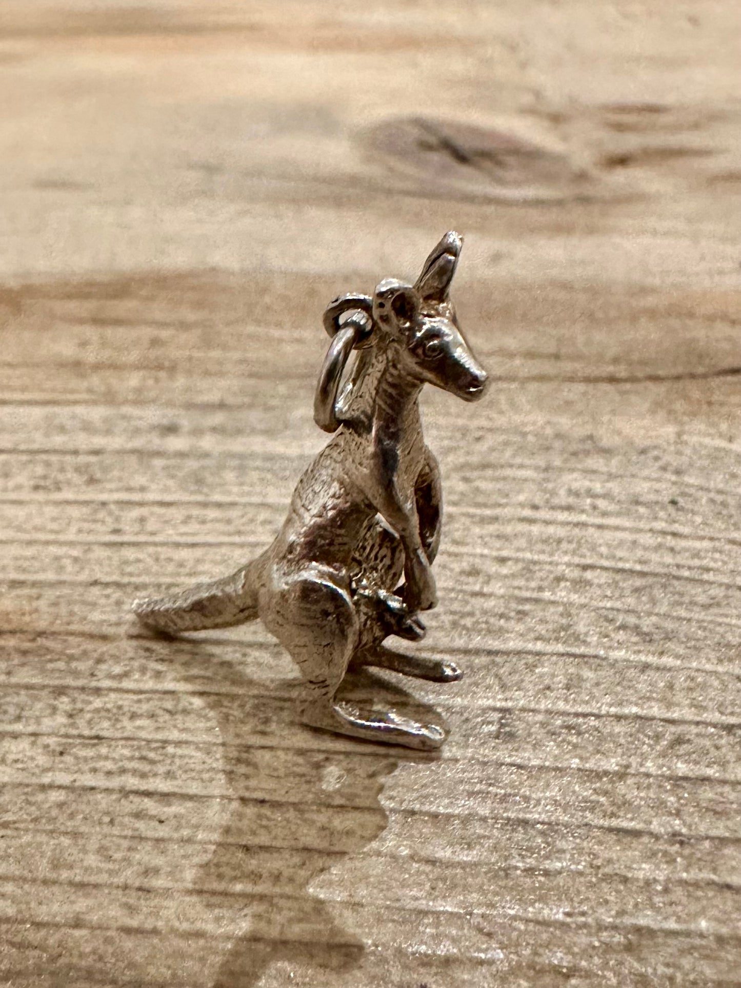 Vintage Kangaroo Solid 925 Silver Charm Pendant