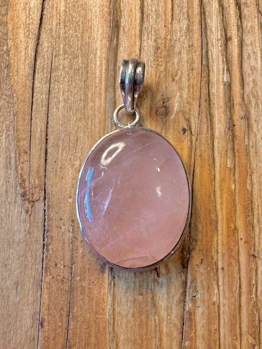 Rose Quarts Oval 925 Sterling Silver Pendant
