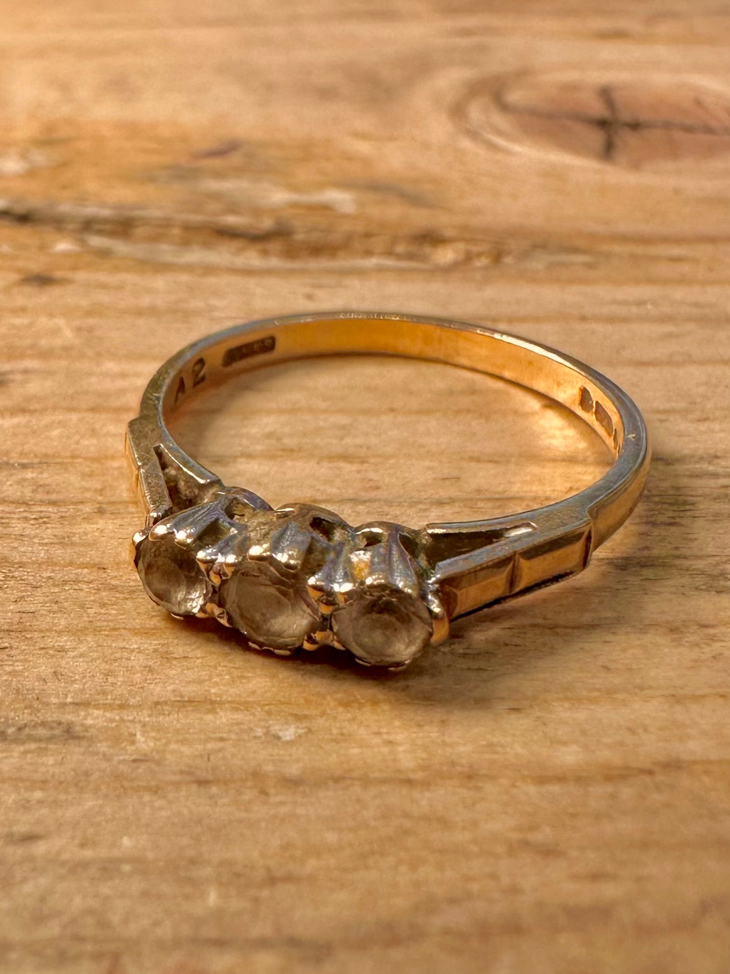 Vintage 1989 9ct Gold White Stone Size M Ring