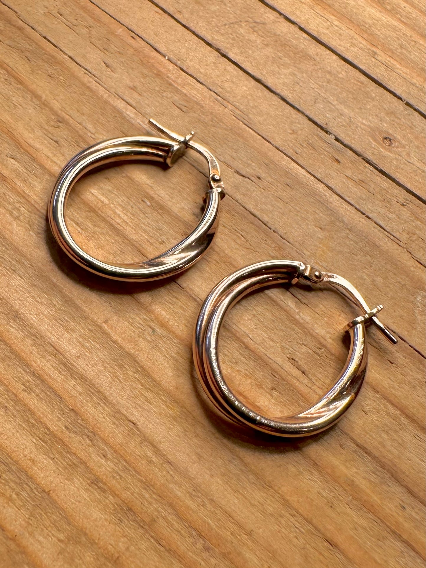 Vintage Twisted Oval Gold on 925 Sterling Silver Earrings
