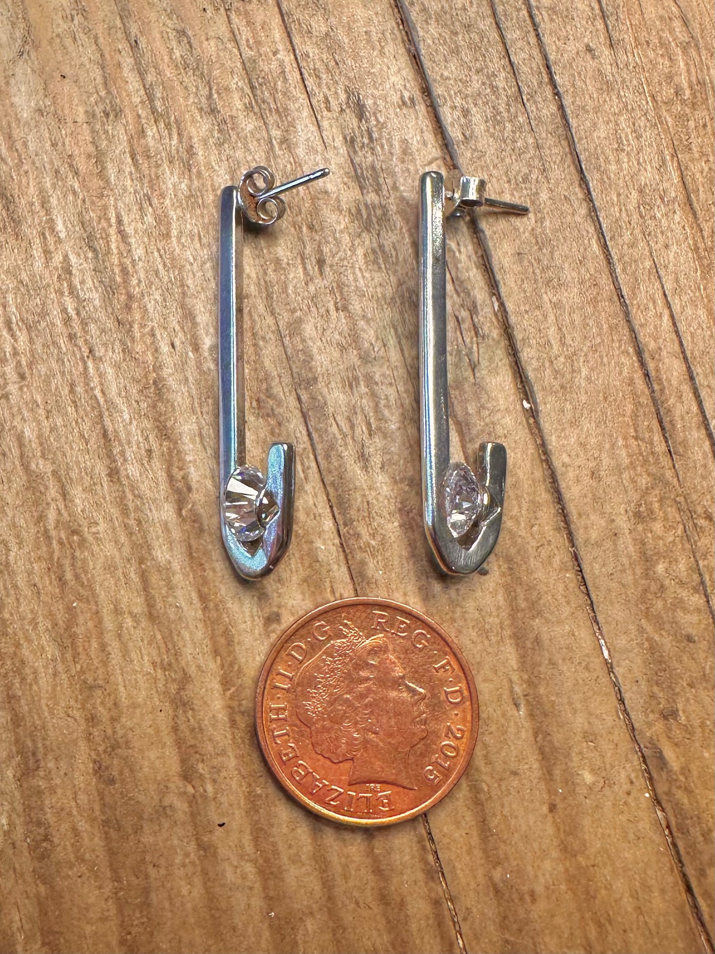 Moderne Bar-Ohrringe mit Zirkonia aus 925er Sterlingsilber