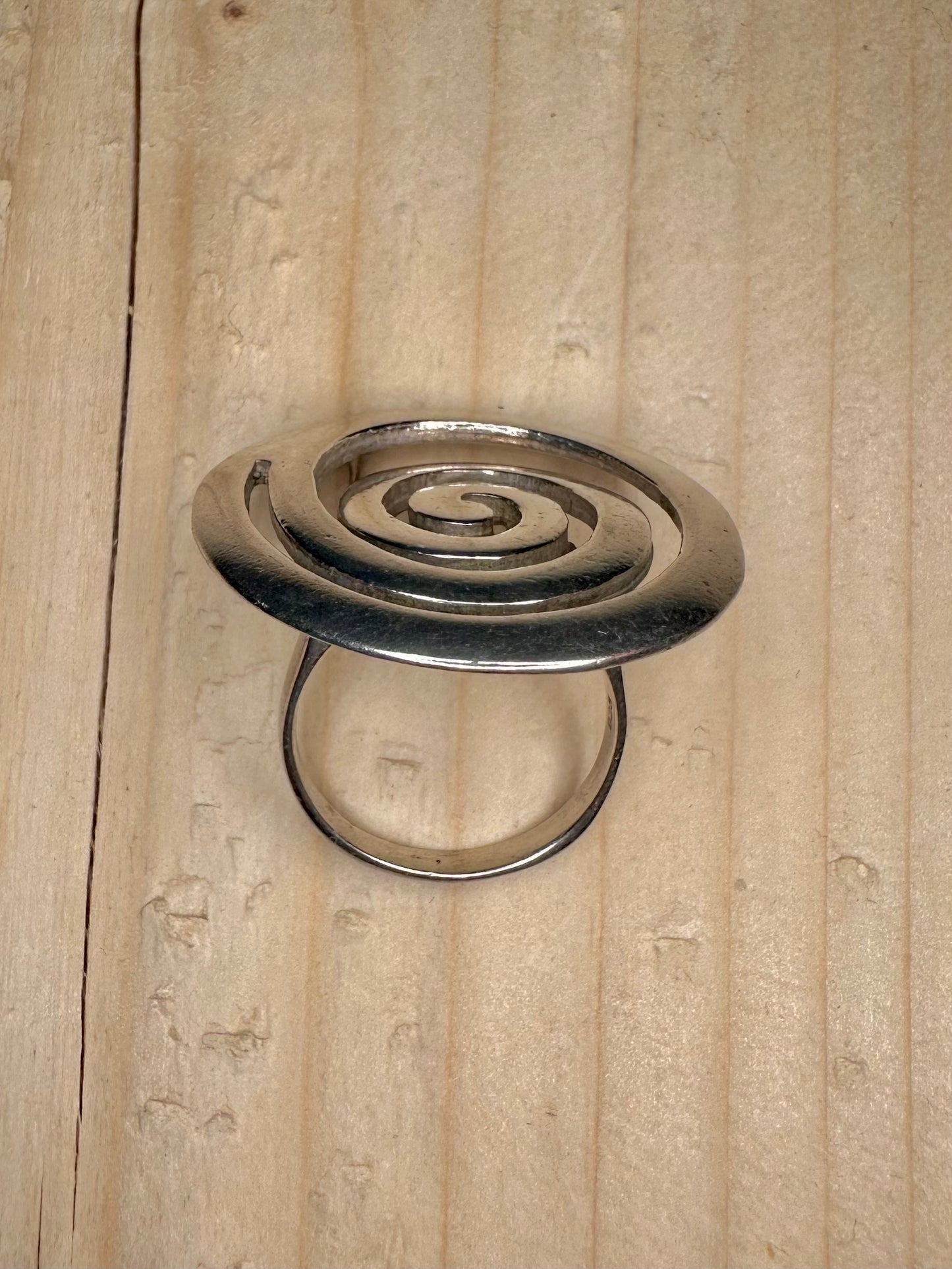 Large Spiral 925 Sterling Silver Size Q Ring