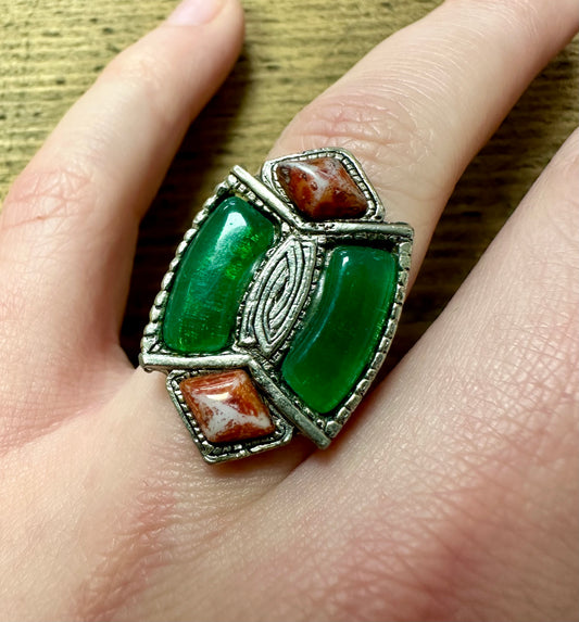 Vintage Red and Green Stones Costume Size O Ring