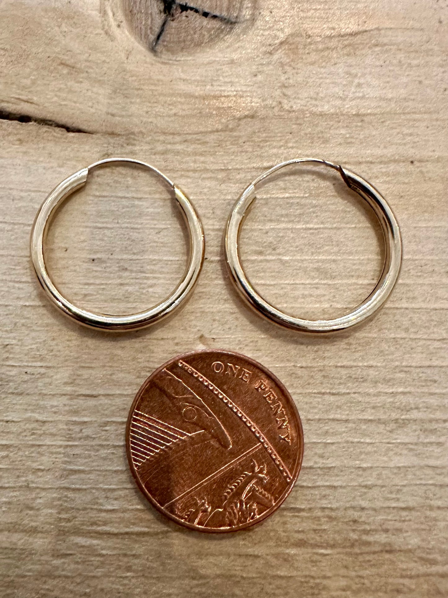 Vintage Textured Hoop 9ct Gold Earrings