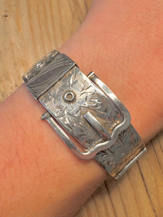 Vintage 1962 Large Engraved Buckle 925 Sterling Silver Bangle