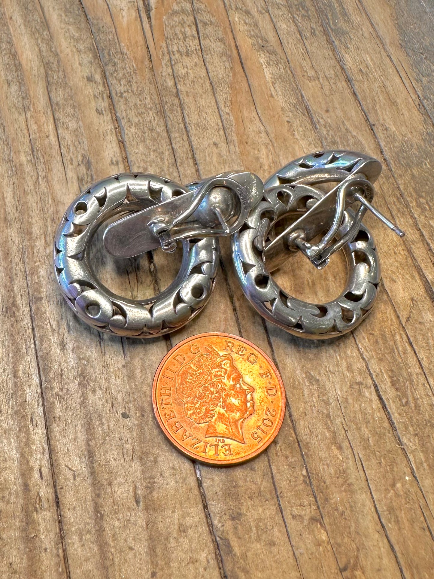 Abstract John Hardy Style Cut Out Circle Interlinked 925 Sterling Silver Earrings
