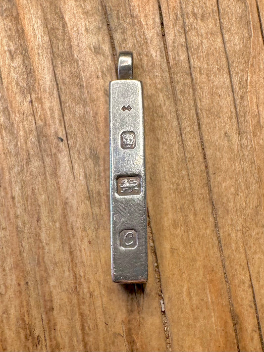 Vintage 1977 Hallmarked Maker GS London 925 Sterling Silver Ingot Pendant