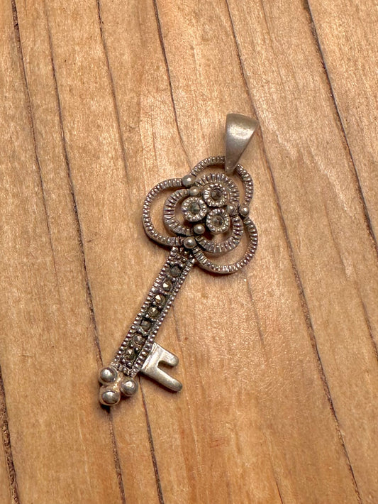 Vintage Marcasite Key 925 Sterling Silver Pendant