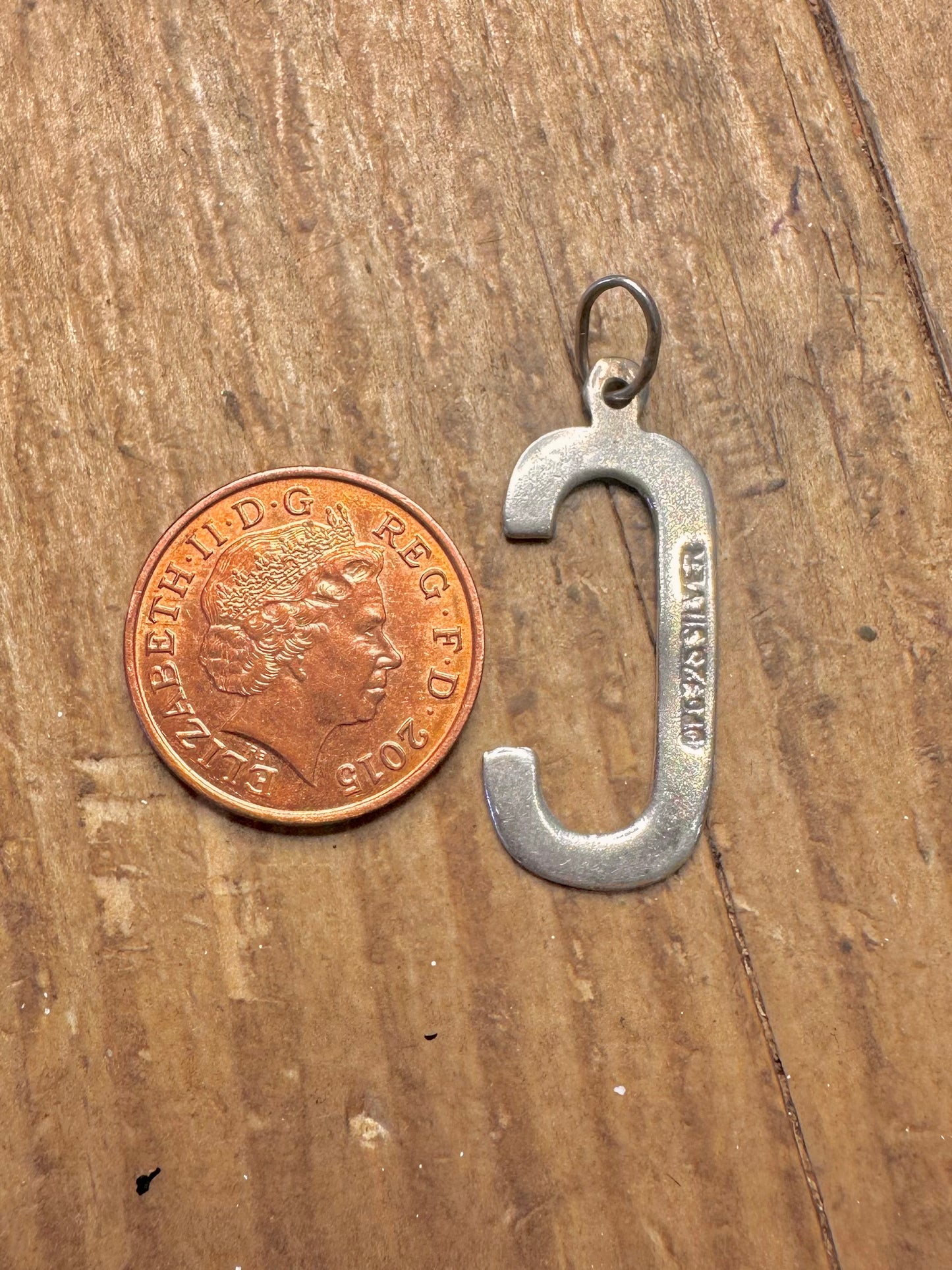Buchstabe C Gravierter 925er Sterlingsilber-Anhänger