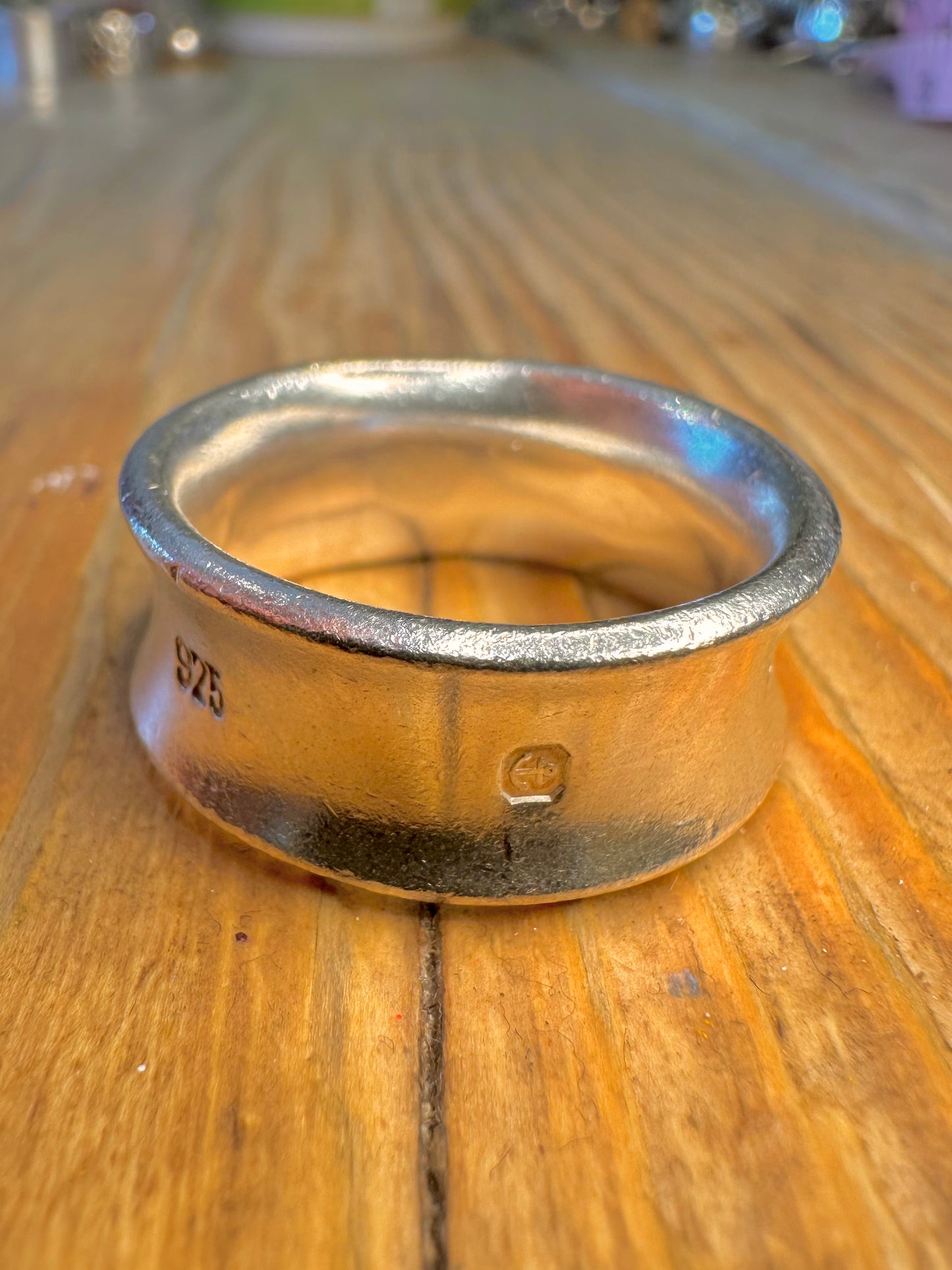 Chunky 2004 Hallmarked Curved Heavy Band Maker KO Birmingham 925 Sterling Silver Size V Ring