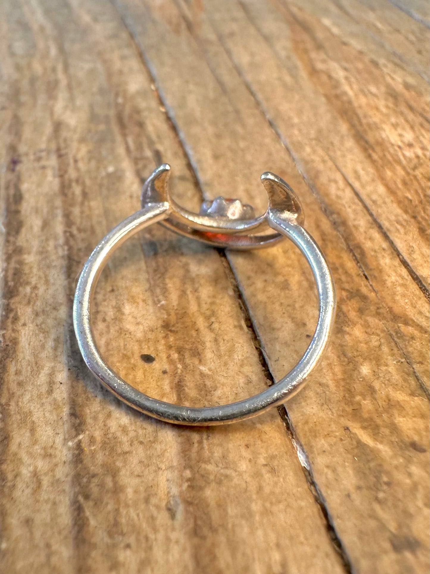 Crescent Moon Red Stone 925 Sterling Silver Size N Ring