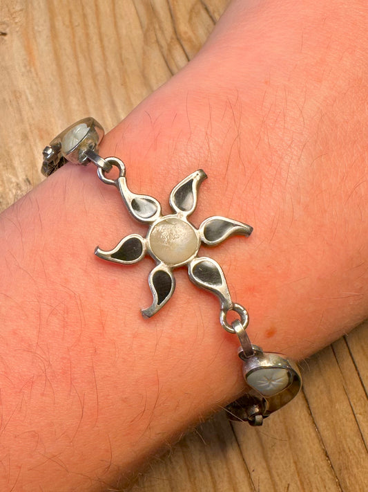 Vintage Mother of Pearl and Onyx Metal 8.2 inch Bracelet