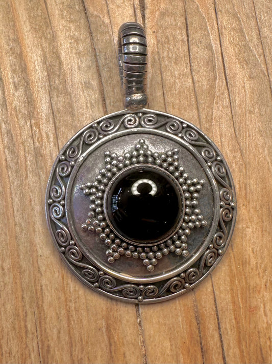 Vintage Onyx Ornate 925 Sterling Silver Suarti Pendant