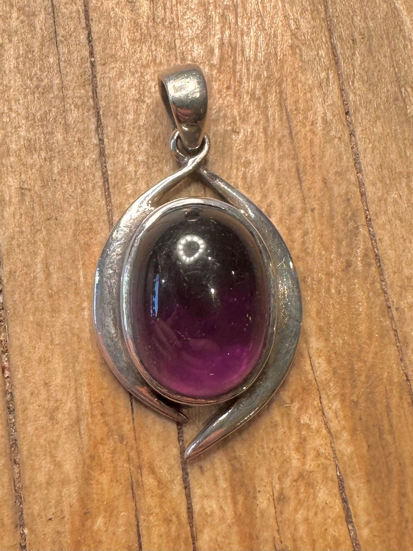 Vintager ovaler Amethyst-Anhänger aus 925er Sterlingsilber