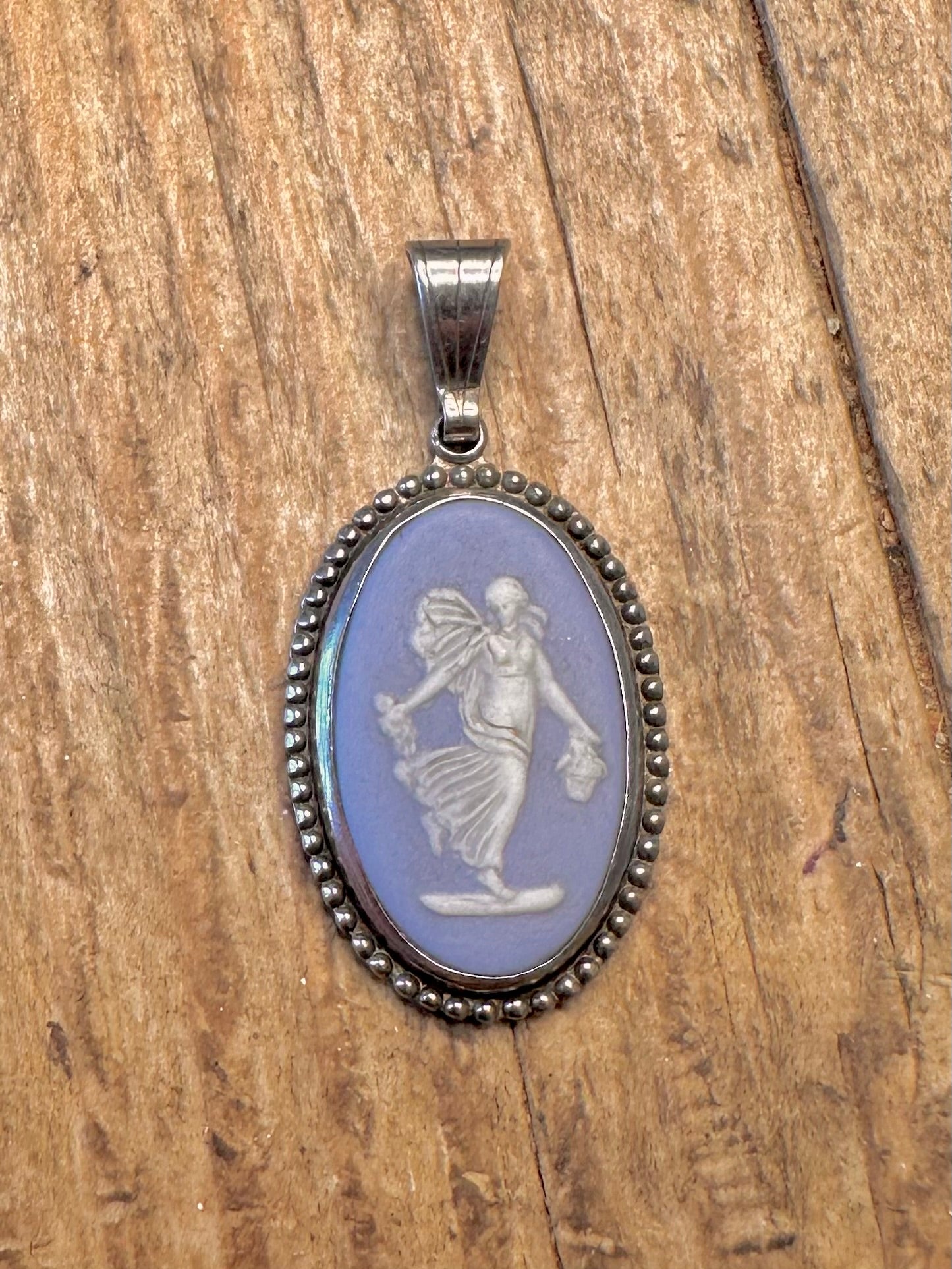 Wedgwood Blue Cameo Dancing Hours Made in England Punziert 925 Sterling Silber Anhänger