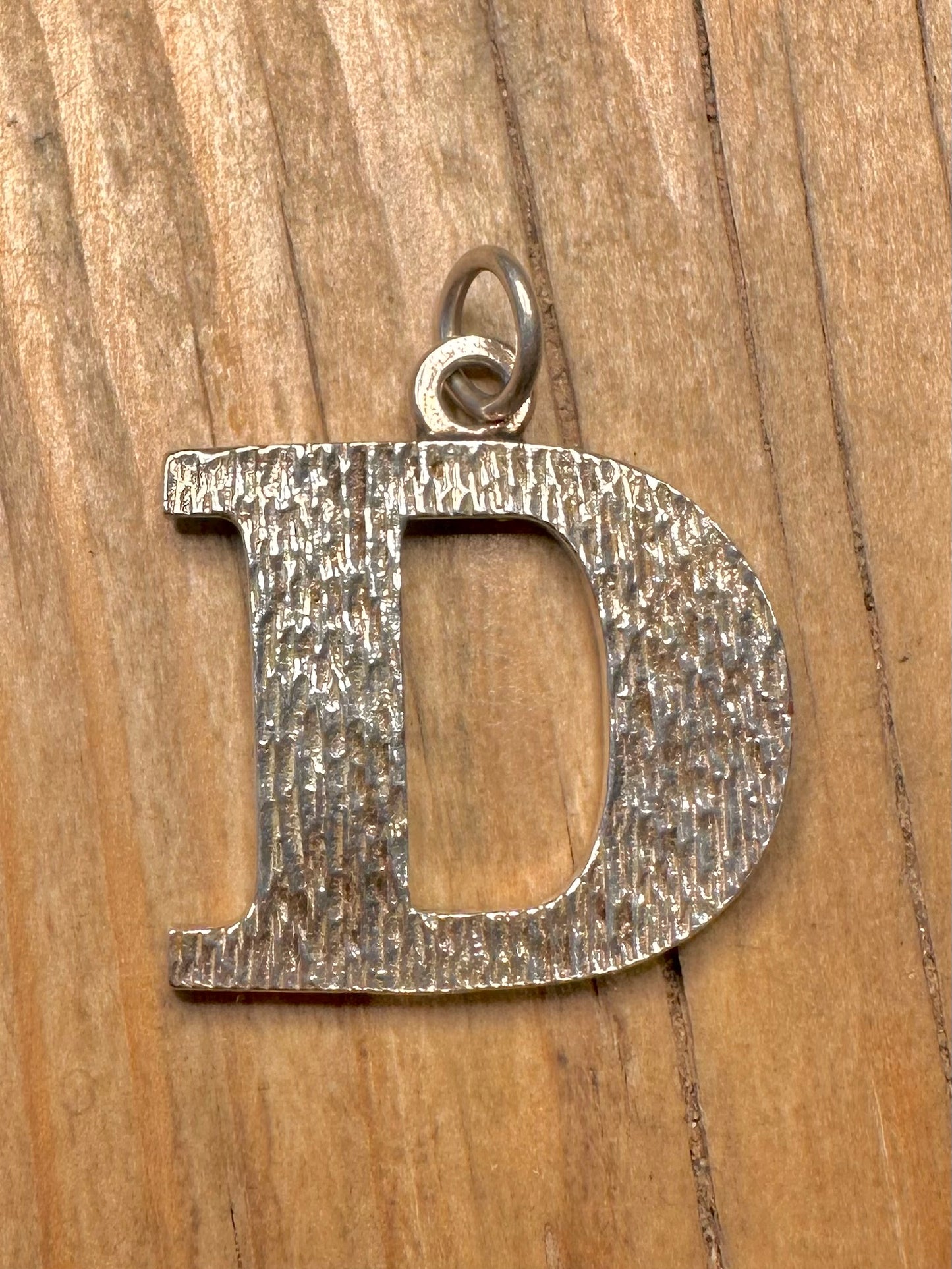 Vintage 1975 Texturierter D-Buchstabe 925 Sterling Silber Anhänger