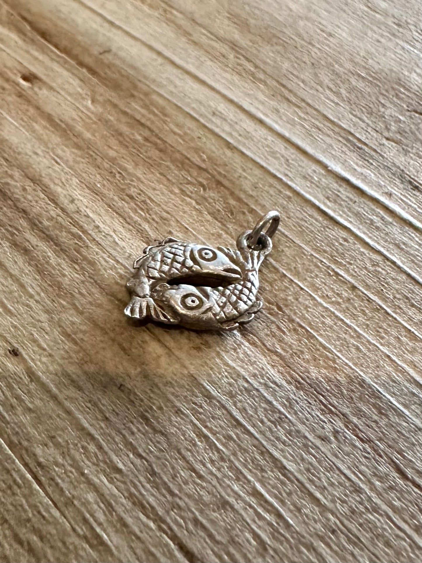 Vintage Twin Fish 925 Silver Charm Pendant