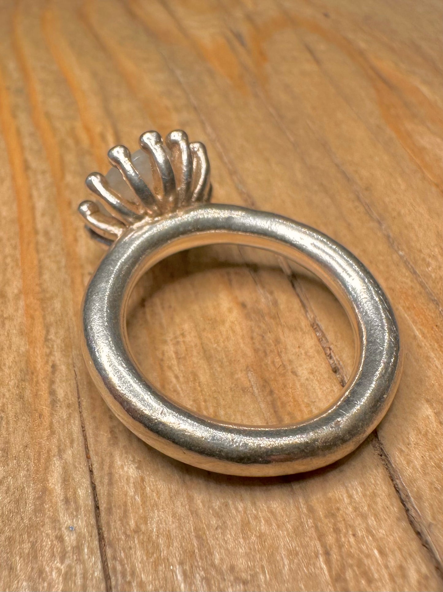 Modernist Moonstone Claw Mount 925 Sterling Silver Size Q Ring