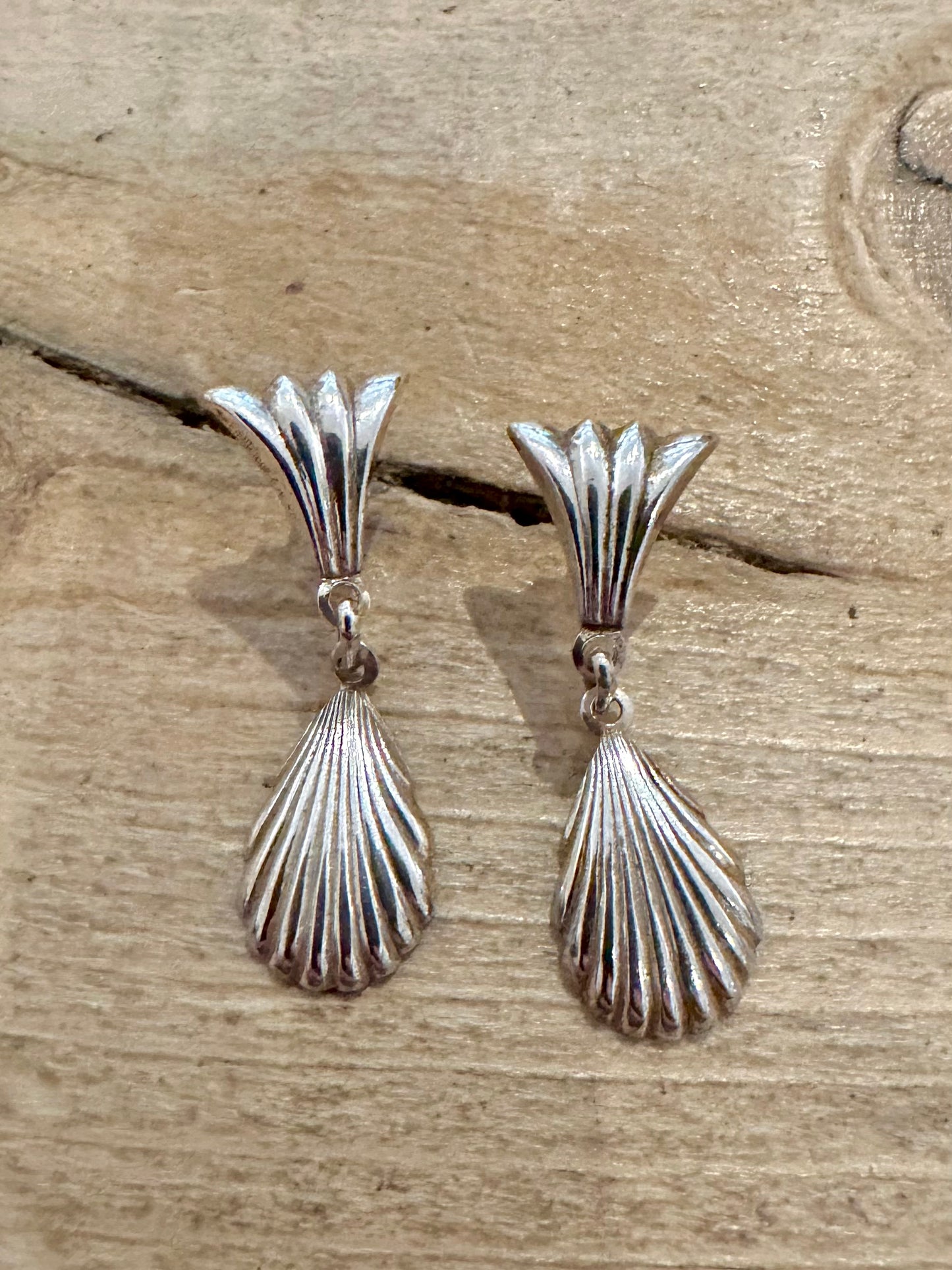 Vintage Shell Teardrop 925 Silver Earrings