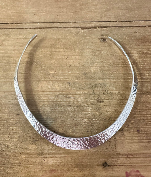 Abstract Hammered Collar 925 Silver Necklace