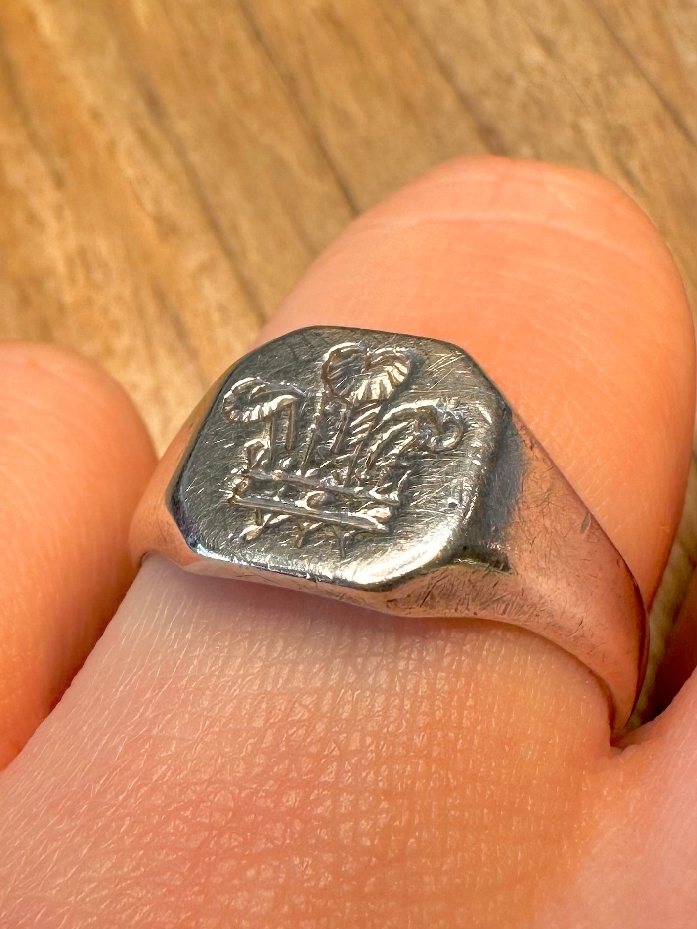 Vintage Prince of Wales Feathers Signet 925 Sterling Silver Size U Ring