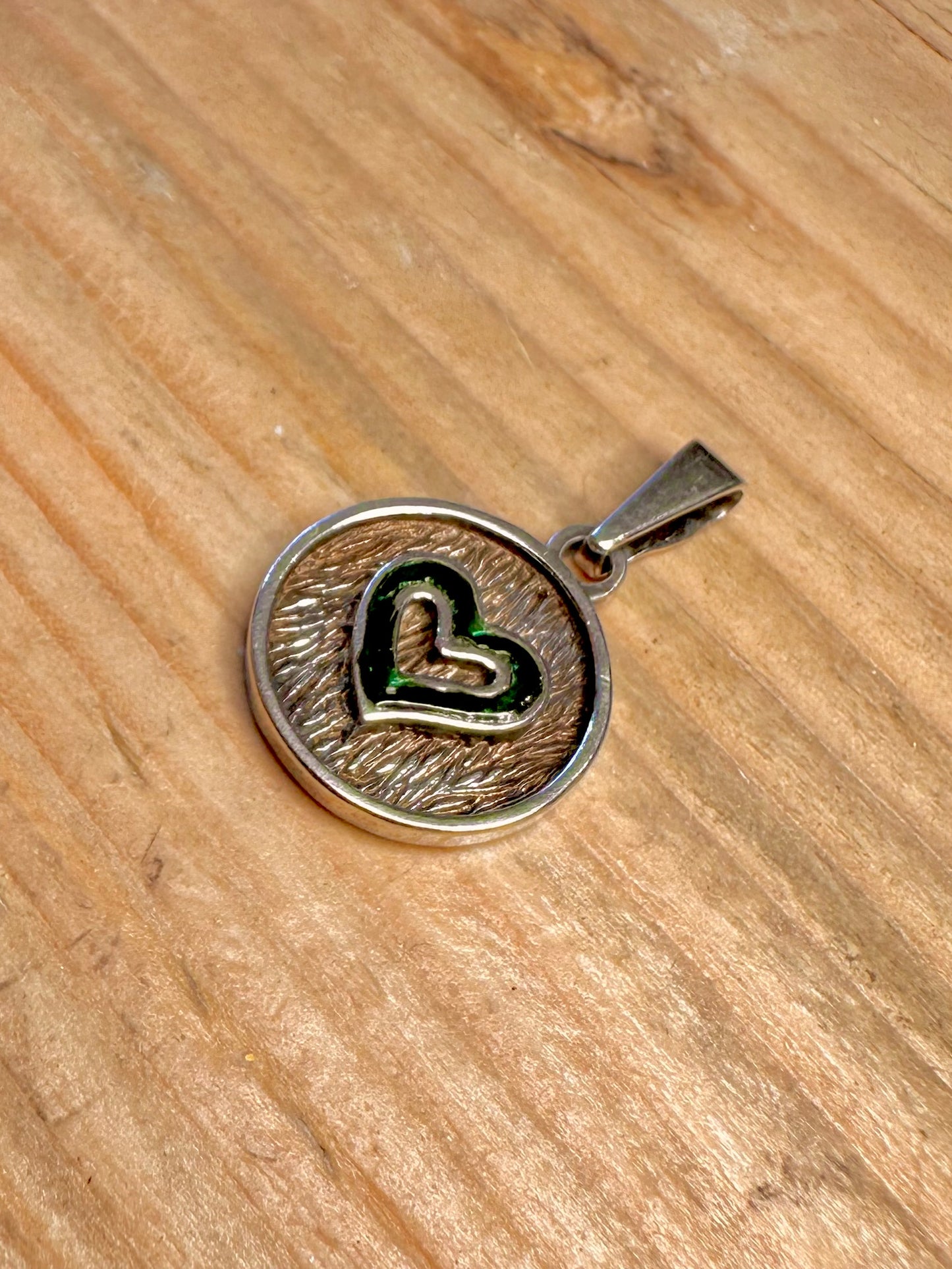 Heart Green Inlay Circle 925 Sterling Silver Pendant