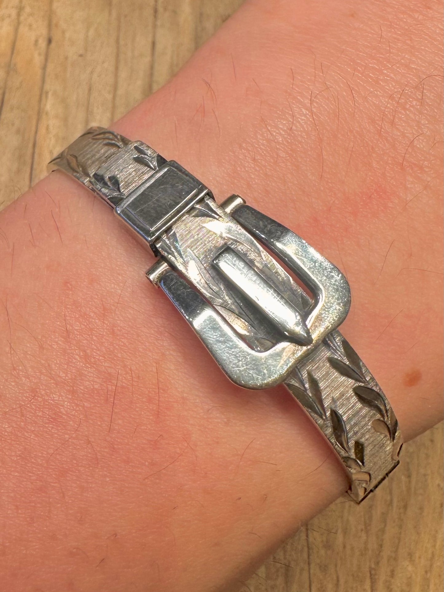 Vintage 1976 Buckle Belt Textured 925 Sterling Silver Bangle