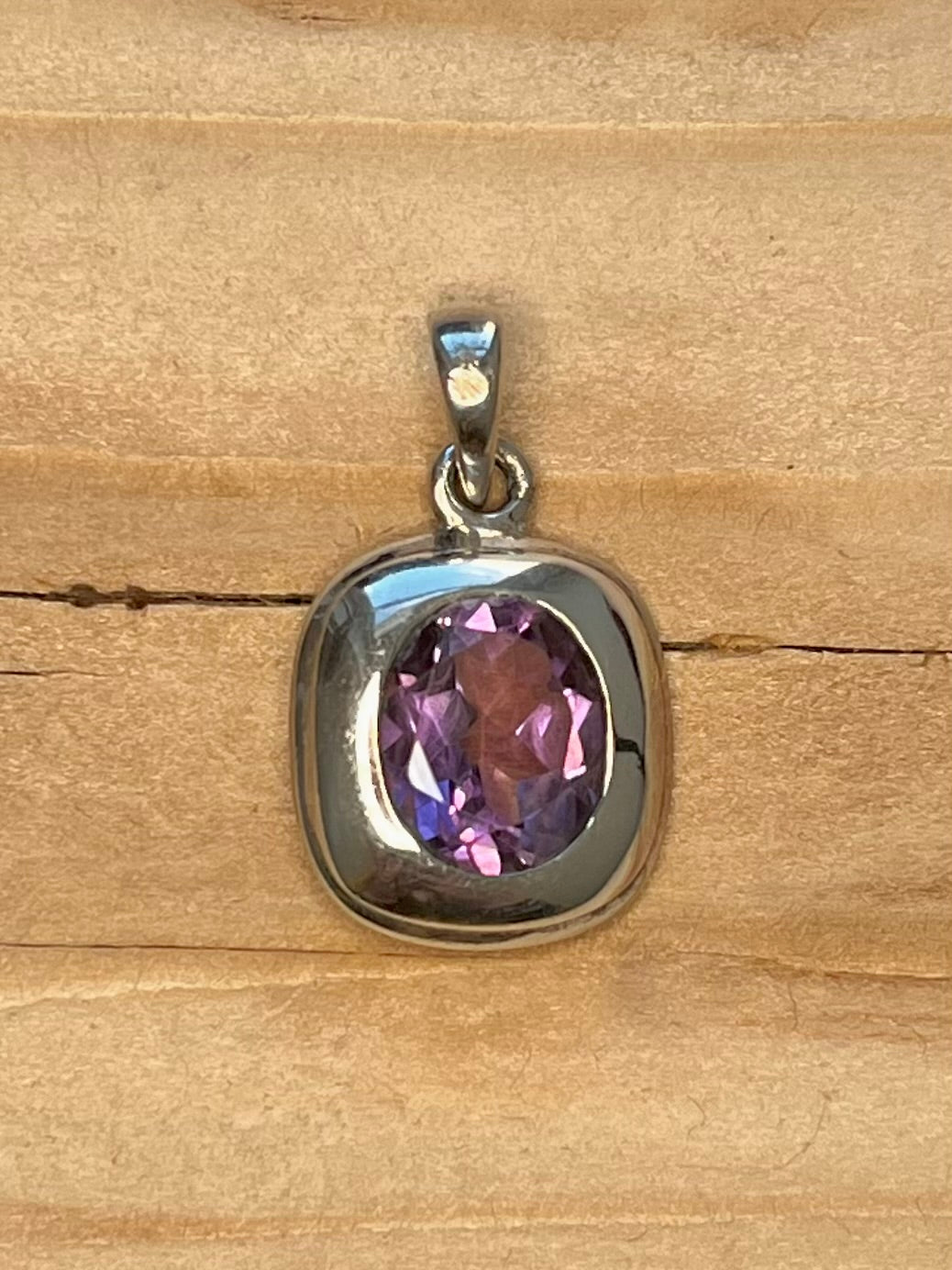 Rounded Faceted Square Amethyst 925 Sterling Silver Pendant