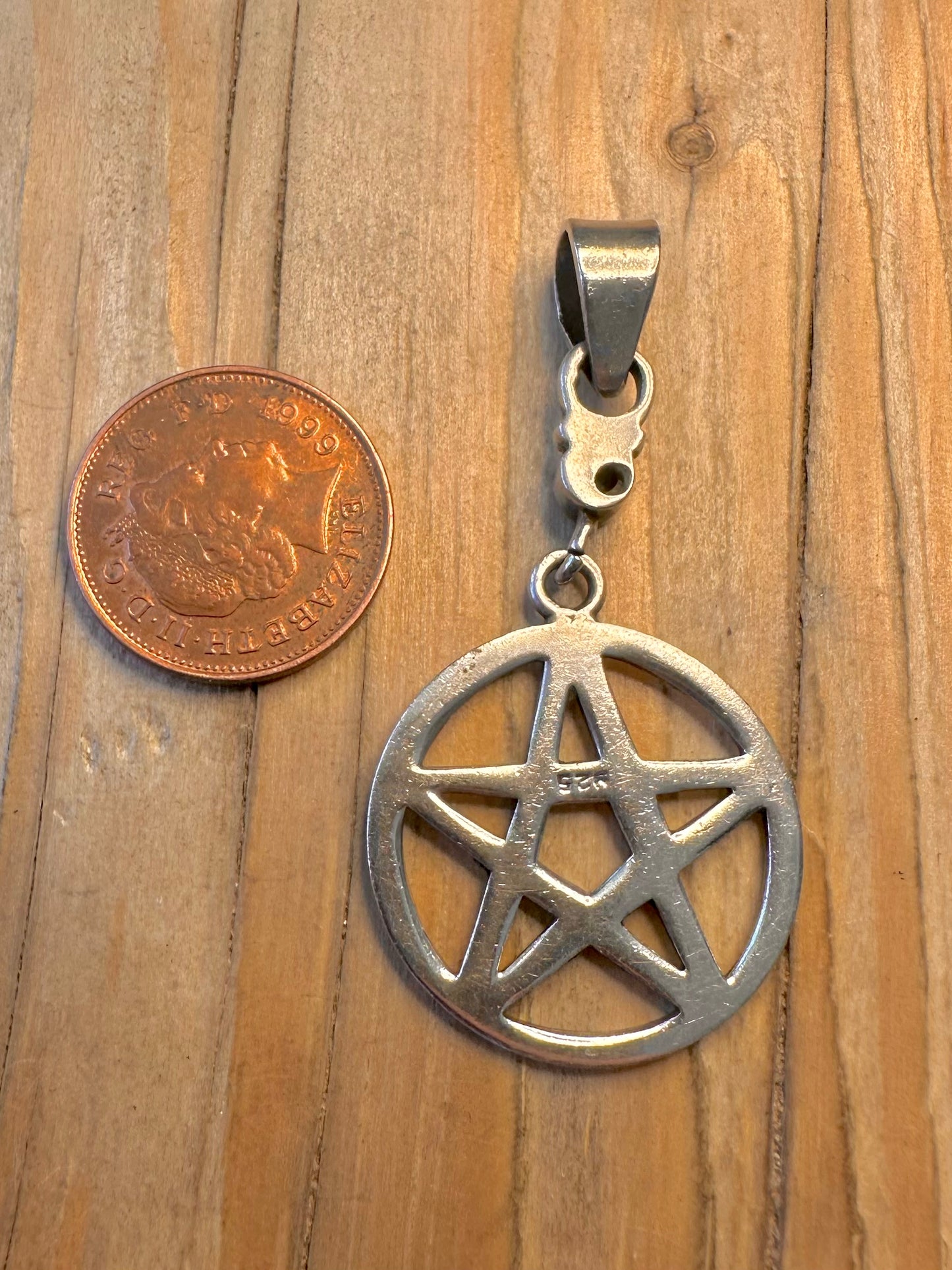 Vintage Pentagram Garnet Stone 925 Sterling Silver Pendant