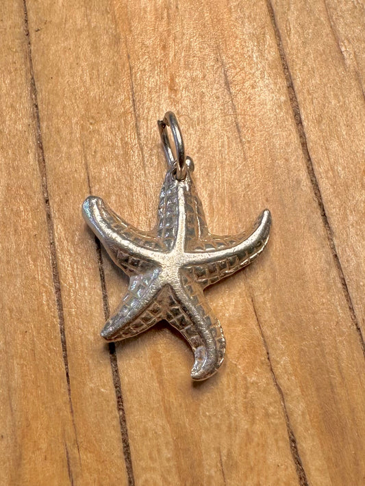 Vintage Starfish Textured 925 Sterling Silver Pendant