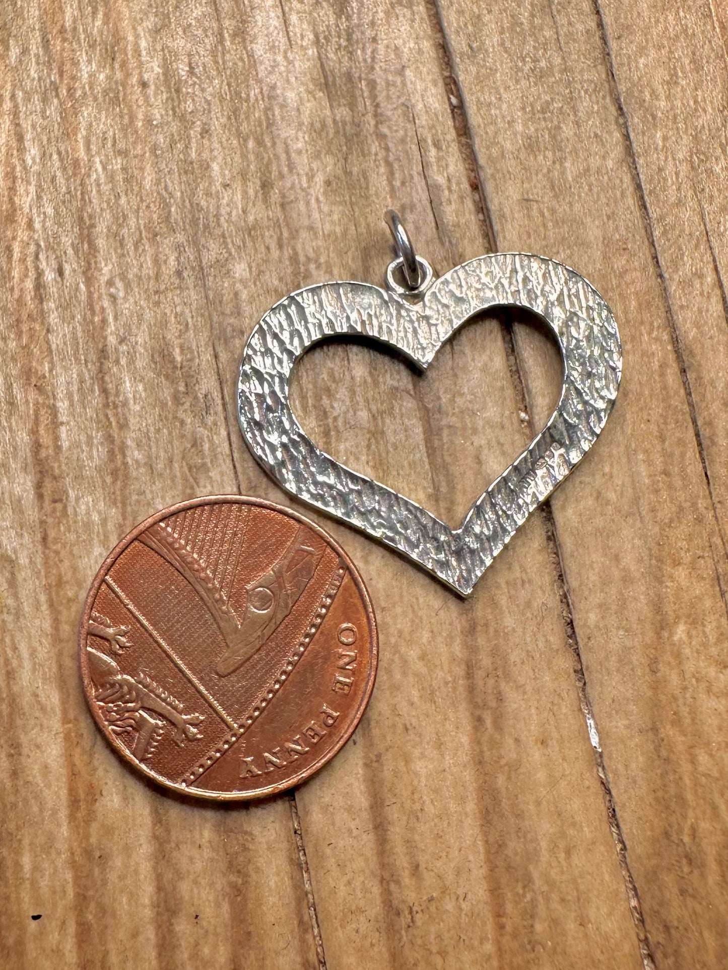 Vintage 1976 Hammered Heart 925 Sterling Silver Pendant