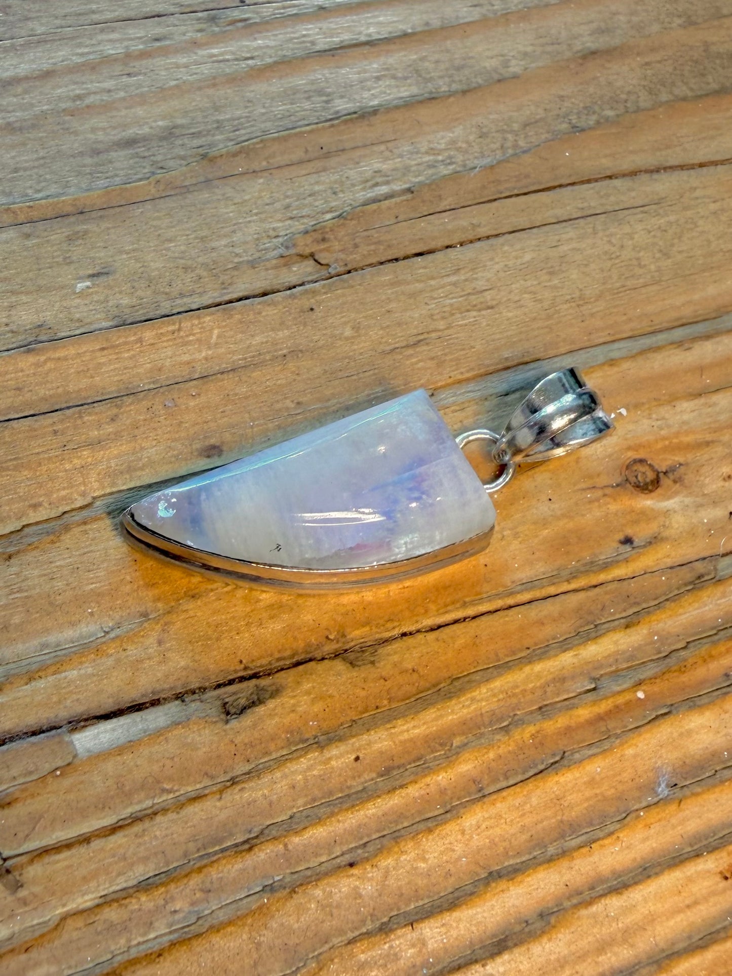 Moonstone Curved 925 Sterling Silver Pendant